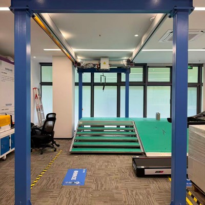 人形机器人吊轨