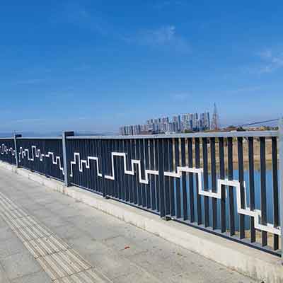 jQuery Slider with CSS Transitions