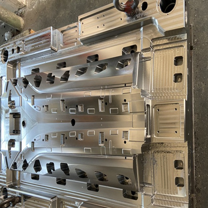 塑料模具厂家、压铸模具厂家