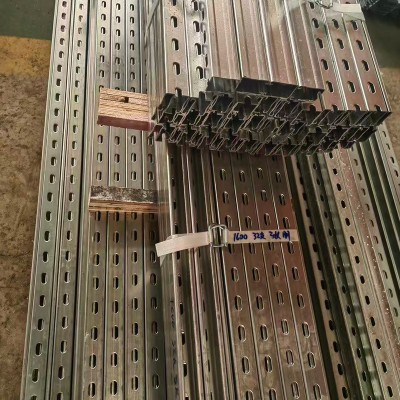 锌铝镁光伏支架