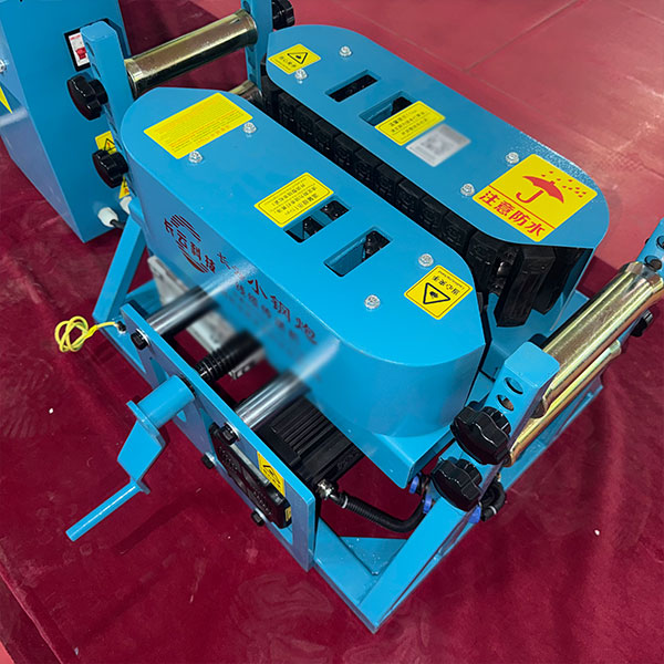 光缆牵引机、电缆绞磨机