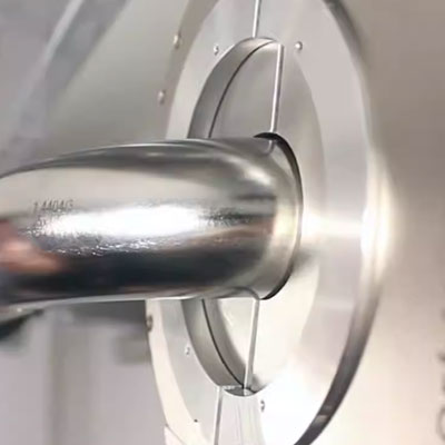 封闭式管管焊机